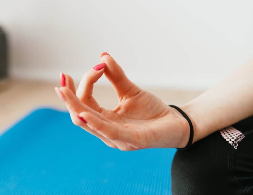 Mudra's handgebaren termen en begrippen yoga