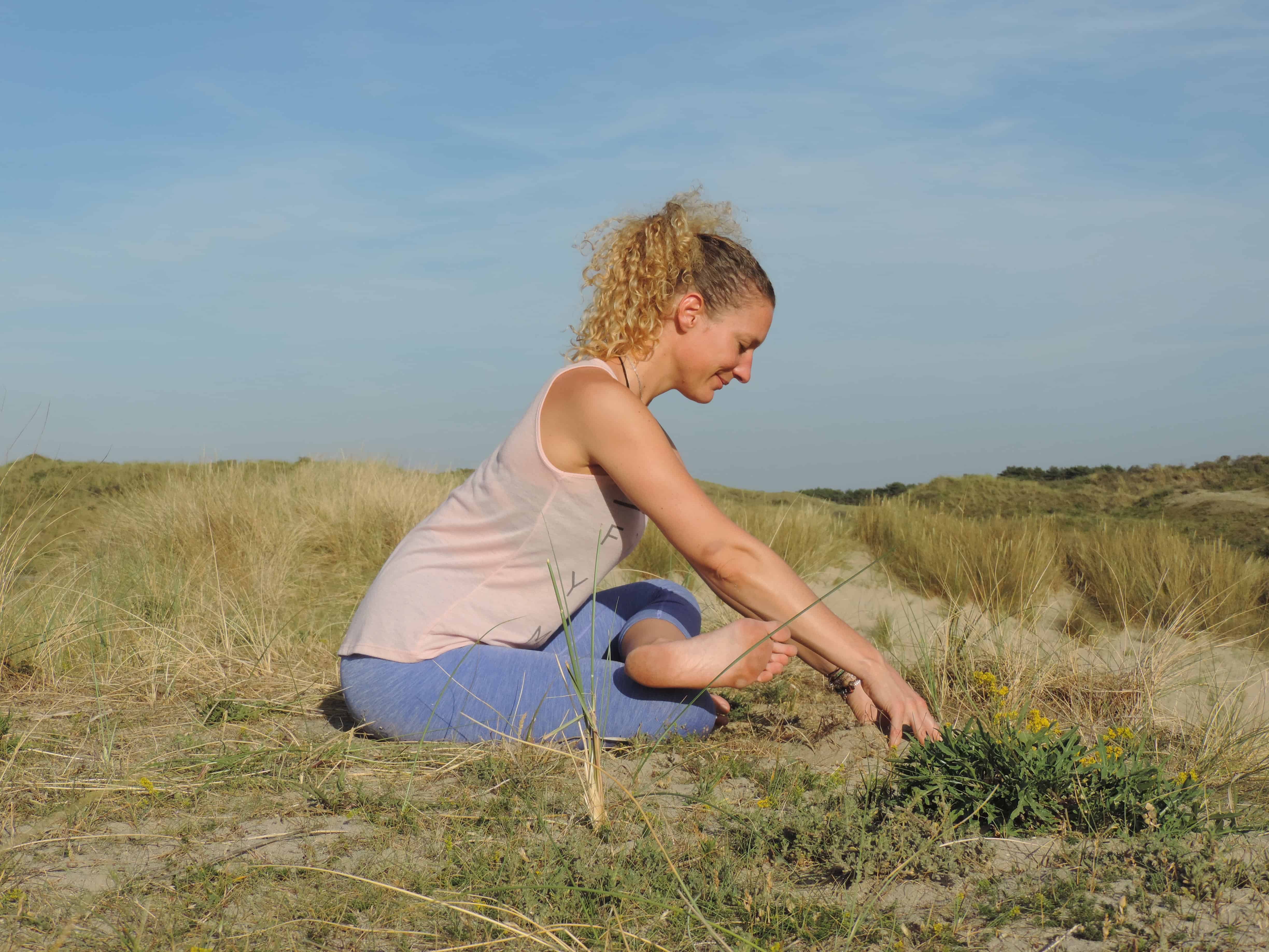 Blijf hier of loop je handen naar voren.