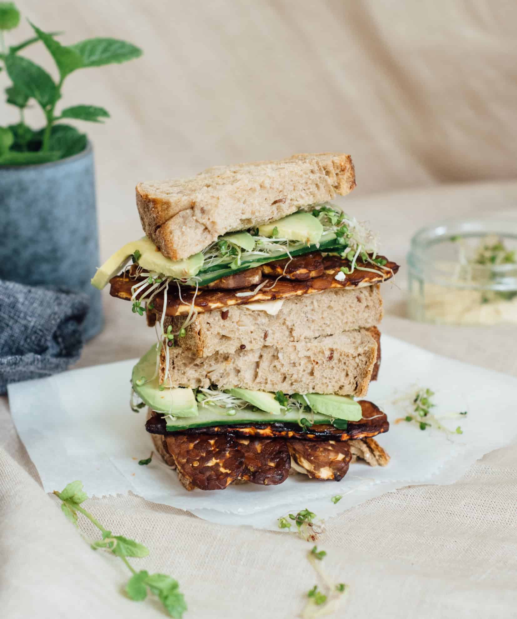 Tempeh bacon sandwich -  Lisa Goes Vegan