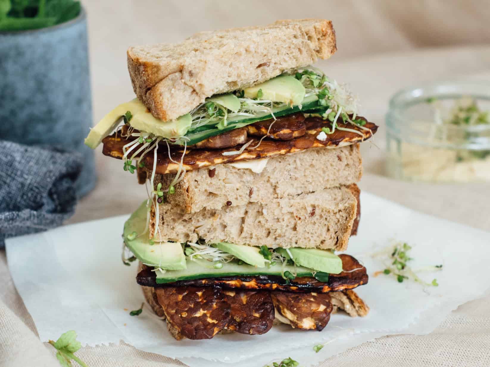  Tempeh bacon sandwich -  Lisa Goes Vegan