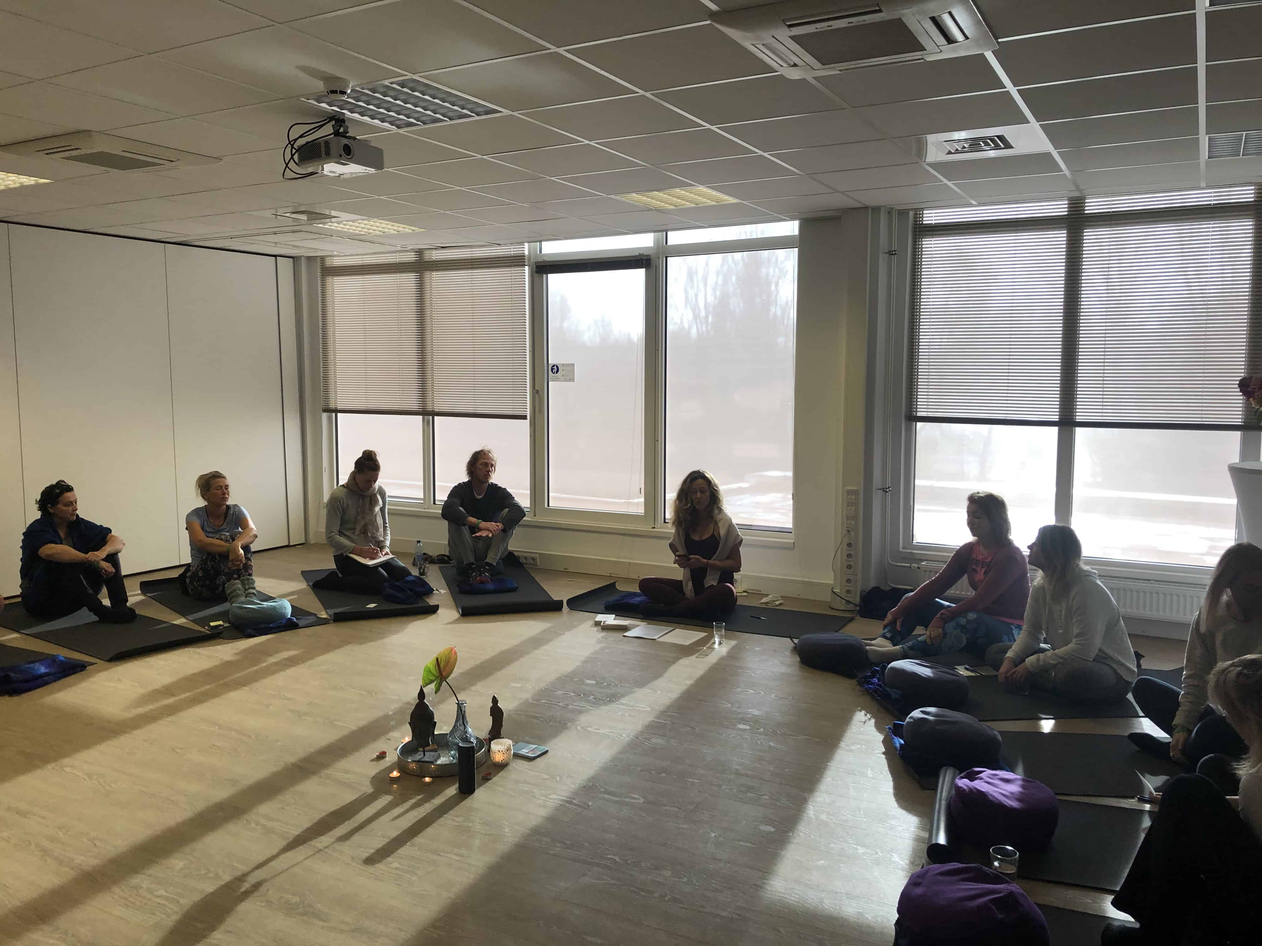 Review! ONE DAY YOGA RETREAT 