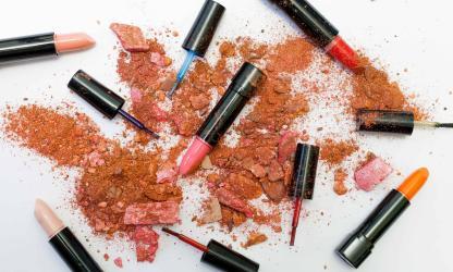 yoga detox cosmetica make-up organic groen